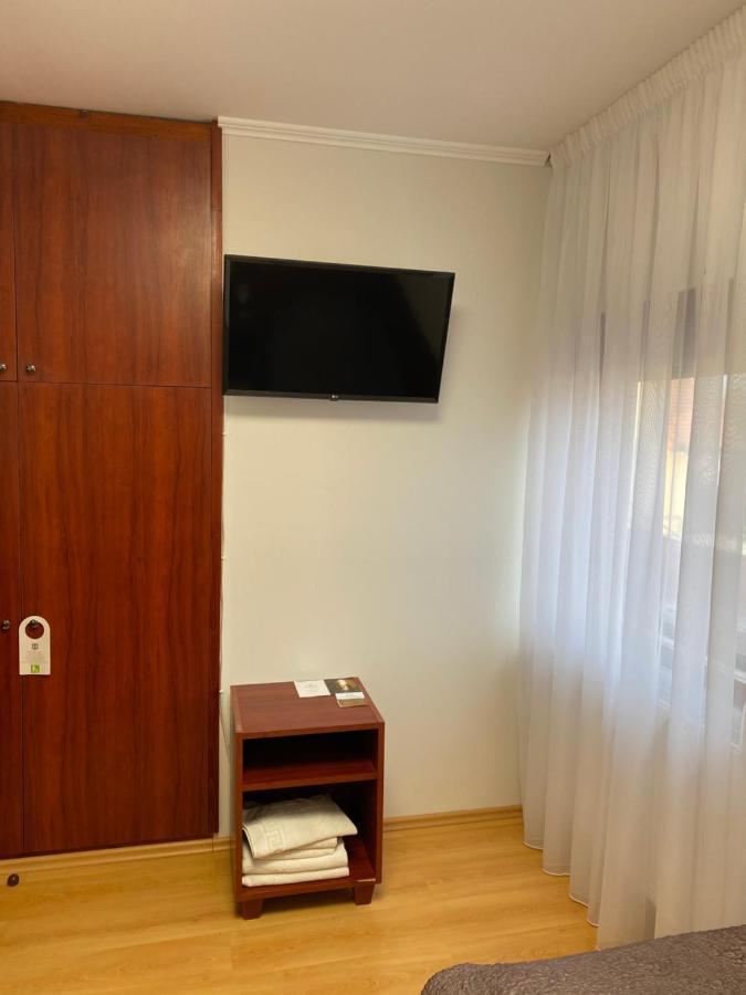 Part Cafe Residence Dunakeszi Esterno foto