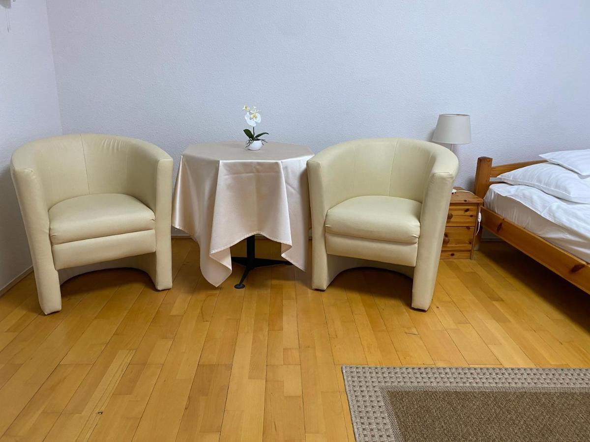 Part Cafe Residence Dunakeszi Esterno foto